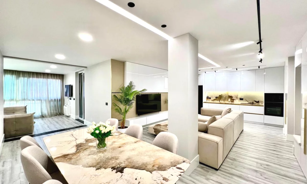 Shtepi me qera Apartament ne Tirane, 4+1, Mobilimi E mobiluar, Pagesa 2,300  Euro.