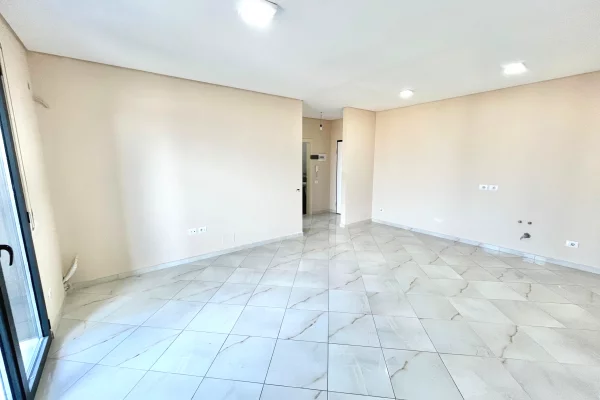 Shtepi me qera Apartament ne Tirane, 1+1, Mobilimi Bosh, pa mobiluar, Pagesa 500  Euro.
