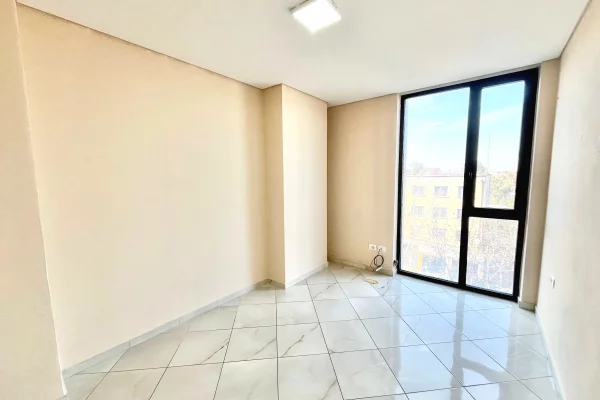 Shtepi me qera Apartament ne Tirane, 1+1, Mobilimi Bosh, pa mobiluar, Pagesa 500  Euro.
