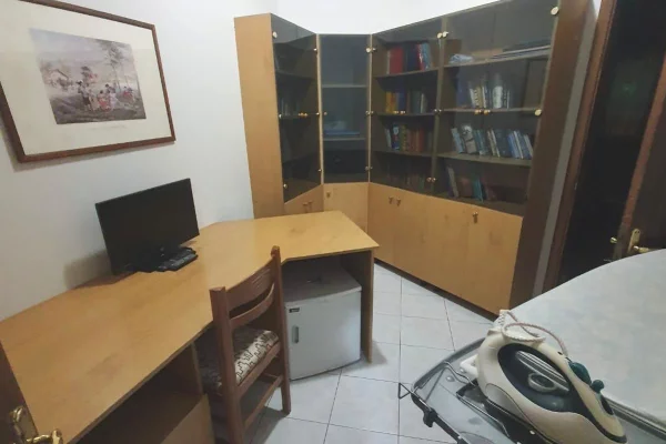 Appartamento in affitto a Tirana 2+1, Arredato