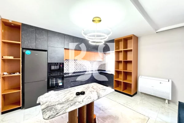 Shtepi me qera Apartament ne Tirane, 2+1, Mobilimi E mobiluar, Pagesa 1,000  Euro.