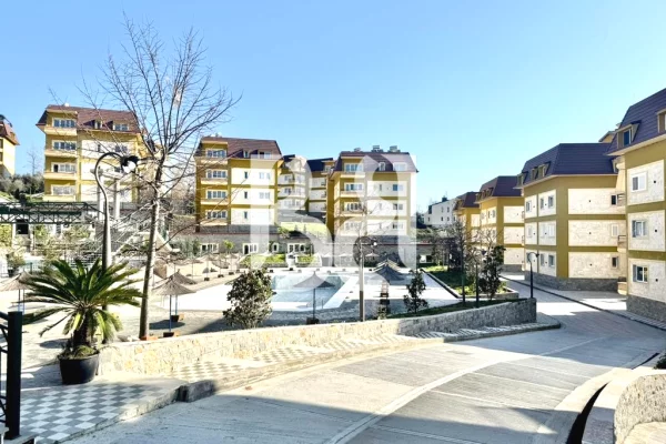 Shtepi me qera Apartament ne Tirane, 2+1, Mobilimi E mobiluar, Pagesa 1,000  Euro.