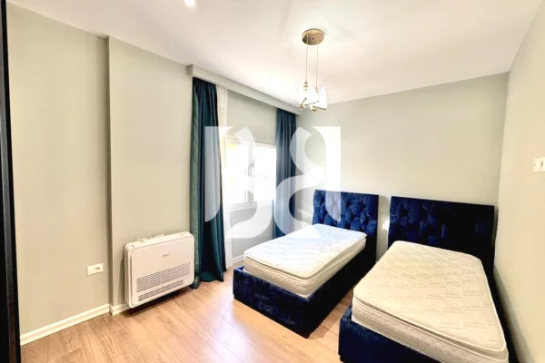 Shtepi me qera Apartament ne Tirane, 2+1, Mobilimi E mobiluar, Pagesa 1,000  Euro.