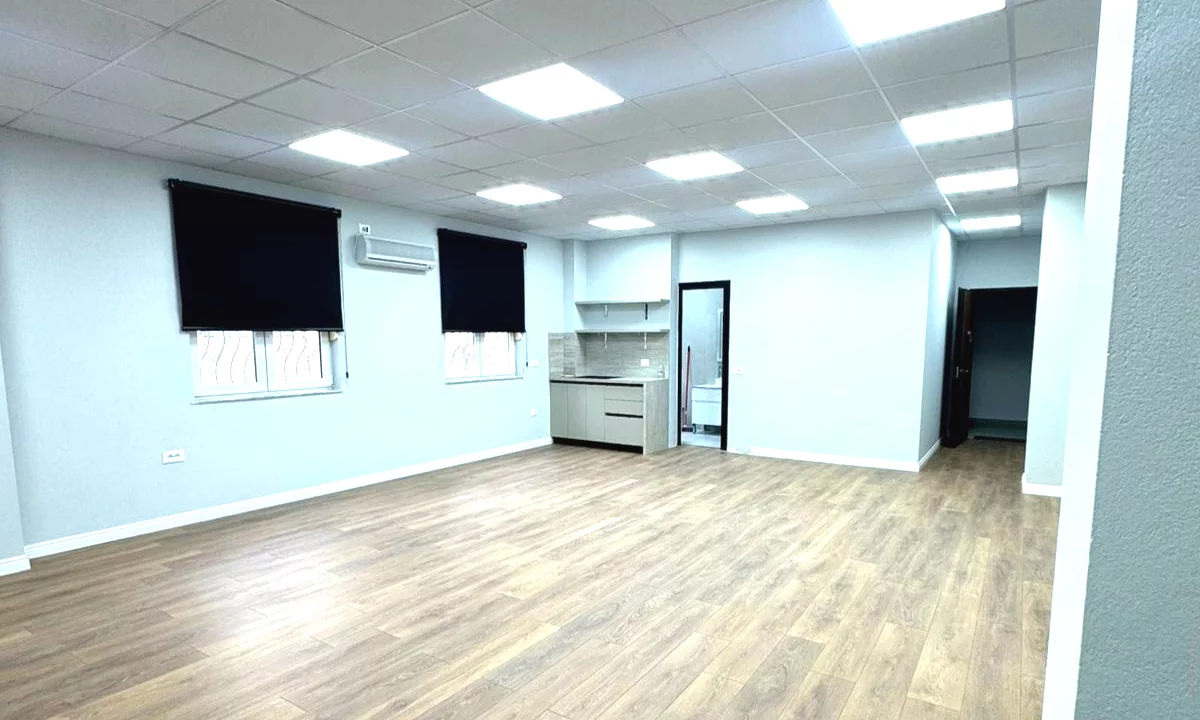 ZYRE OPENSPACE PER QIRA NE QENDER TE TIRANES*