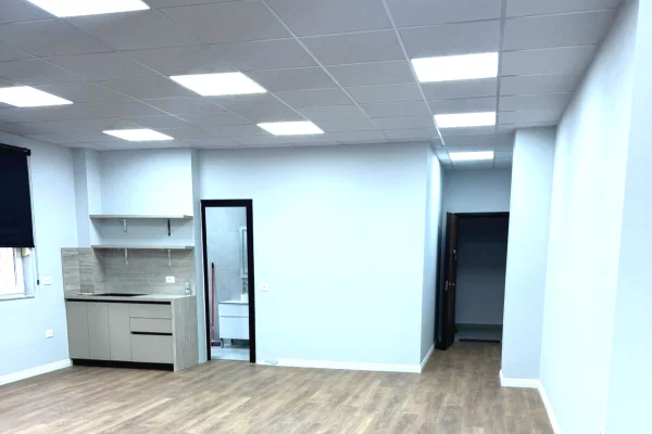 Ambient biznesi me qera 1+1 ne Tirane - 950 Euro
