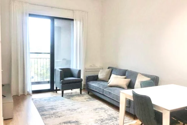 Shtepi me qera Apartament ne Tirane, 2+1, Mobilimi E mobiluar, Pagesa 600  Euro.