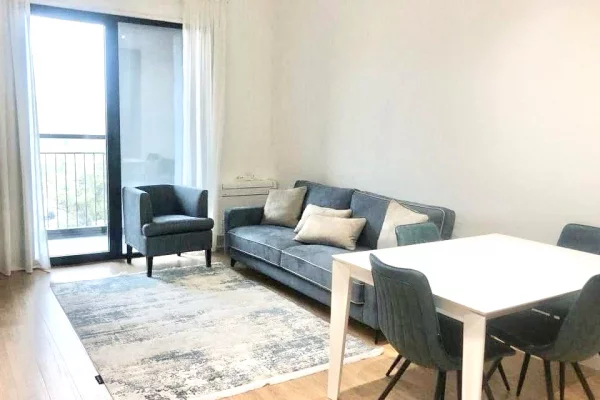 Shtepi me qera Apartament ne Tirane, 2+1, Mobilimi E mobiluar, Pagesa 600  Euro.