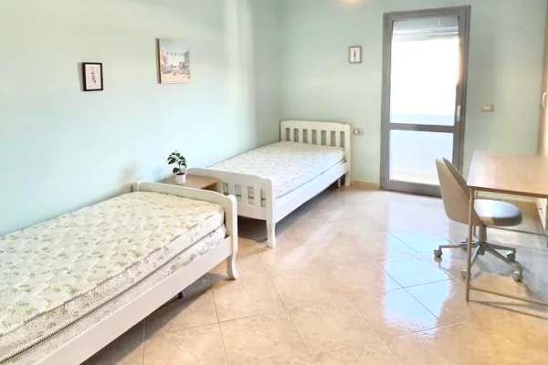 Shtepi me qera Apartament ne Tirane, 2+1, Mobilimi E mobiluar, Pagesa 850  Euro.