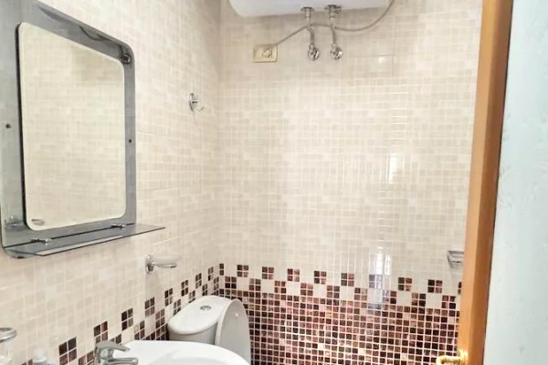 Shtepi me qera Apartament ne Tirane, 2+1, Mobilimi E mobiluar, Pagesa 850  Euro.