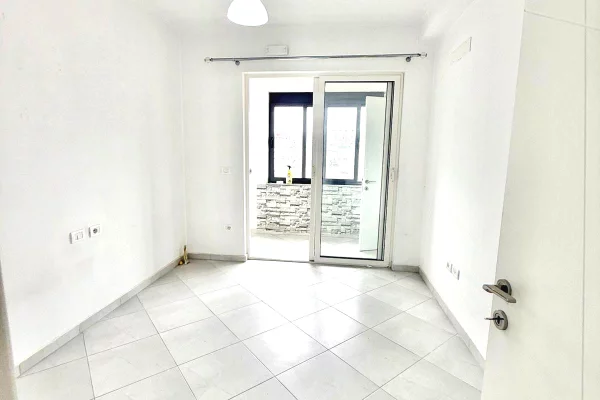 Appartamento in vendita a Tirana 2+1, Arredato