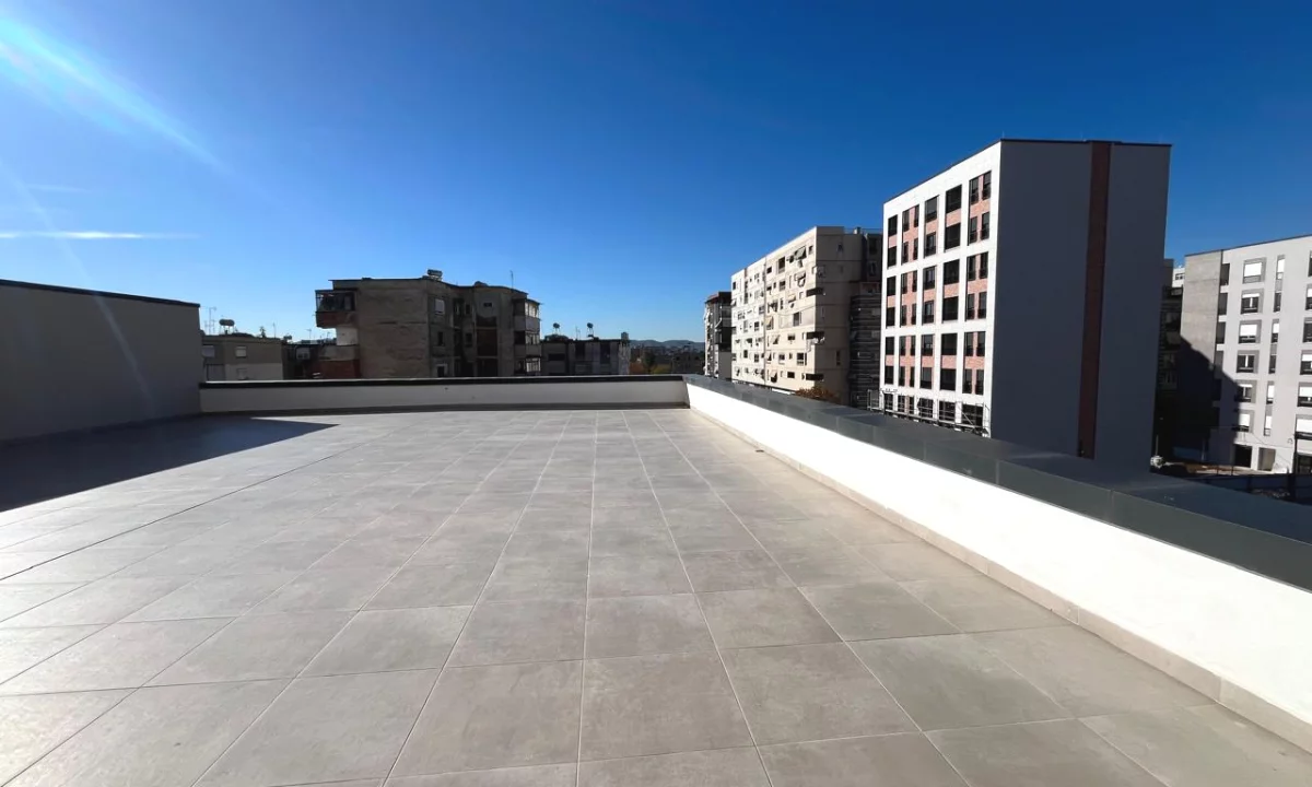 Shtepi me qera Apartament ne Tirane, 2+1, Mobilimi Bosh, pa mobiluar, Pagesa 600  Euro.