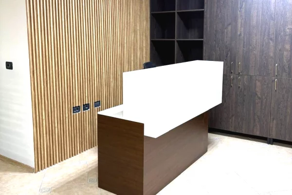 JEPET ME QERA AMBIENT ZYRE NE BLLOK-PRANE ISH-MJELLMES