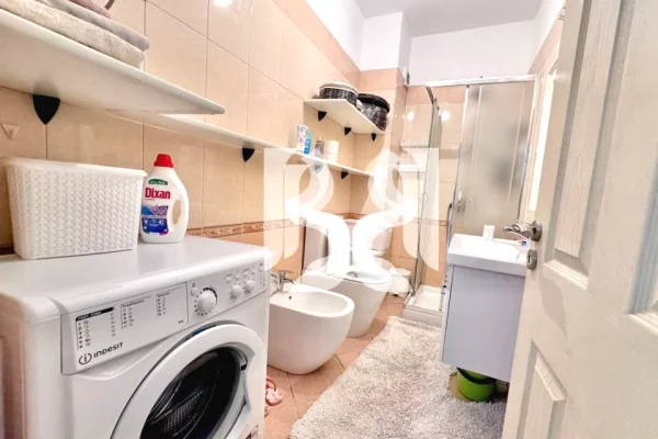Shtepi me qera Apartament ne Tirane, 2+1, Mobilimi E mobiluar, Pagesa 465  Euro.