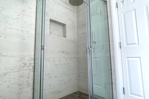 Shtepi me qera Apartament ne Tirane, 1+1, Mobilimi E mobiluar, Pagesa 1,300  Euro.