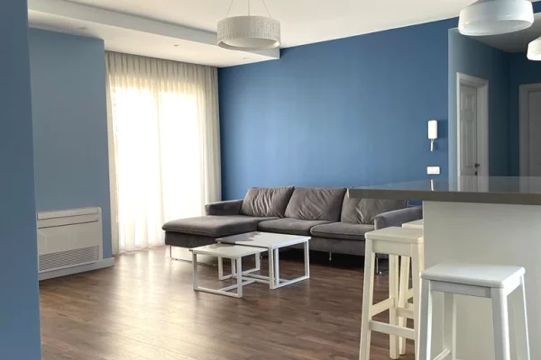 Shtepi me qera Apartament ne Tirane, 1+1, Mobilimi E mobiluar, Pagesa 1,300  Euro.