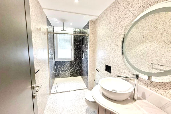 Shtepi me qera Apartament ne Tirane, 2+1, Mobilimi E mobiluar, Pagesa 1,600  Euro.