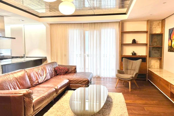 Shtepi me qera Apartament ne Tirane, 2+1, Mobilimi E mobiluar, Pagesa 1,600  Euro.