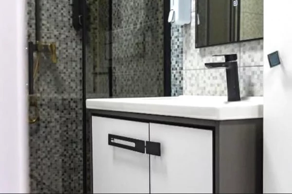 Shtepi me qera Apartament ne Tirane, 1+1, Mobilimi E mobiluar, Pagesa 80,000  Leke.