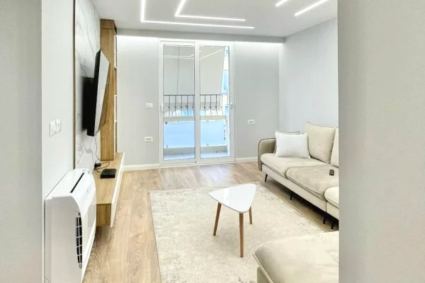 Shtepi me qera Apartament ne Tirane, 1+1, Mobilimi E mobiluar, Pagesa 850  Euro.