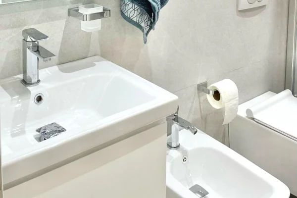 Shtepi me qera Apartament ne Tirane, 1+1, Mobilimi E mobiluar, Pagesa 850  Euro.