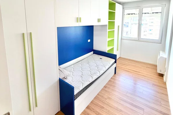 Appartamento in affitto a Tirana 2+1, Arredato