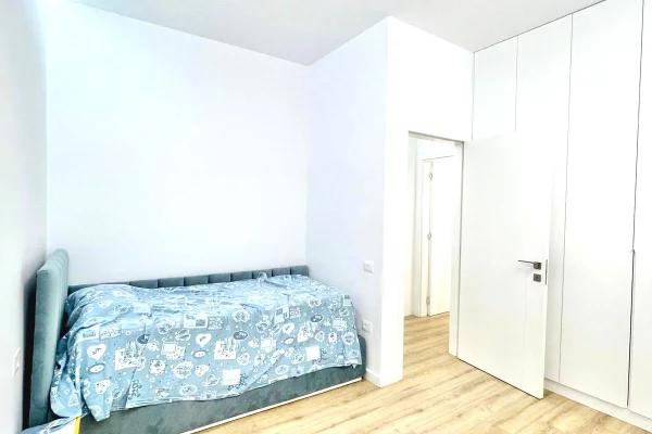 Shtepi me qera Apartament ne Tirane, 2+1, Mobilimi E mobiluar, Pagesa 1,200  Euro.