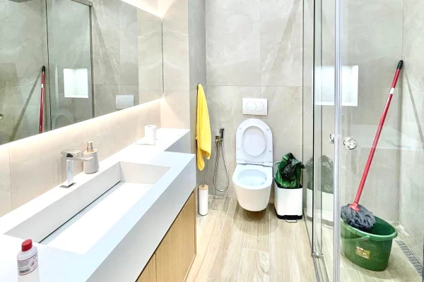 Shtepi me qera Apartament ne Tirane, 2+1, Mobilimi E mobiluar, Pagesa 1,200  Euro.