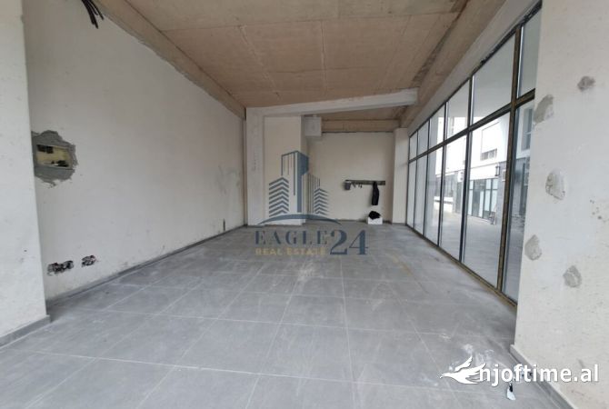 SHITET DYQAN TEK TREGU USHQIMOR,MISTO MAME