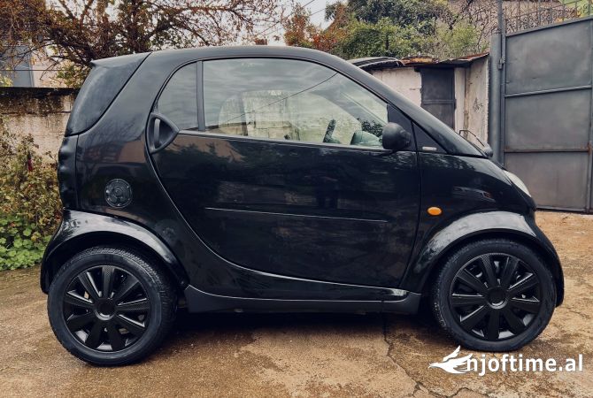 Auto in Vendita a Tirana - 1,900 Euro