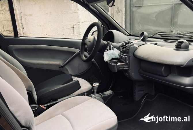 Auto in Vendita a Tirana - 1,900 Euro