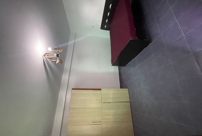 Shtepi me qera Apartament ne Tirane, 1+1, Mobilimi E mobiluar, Pagesa 250  Euro.