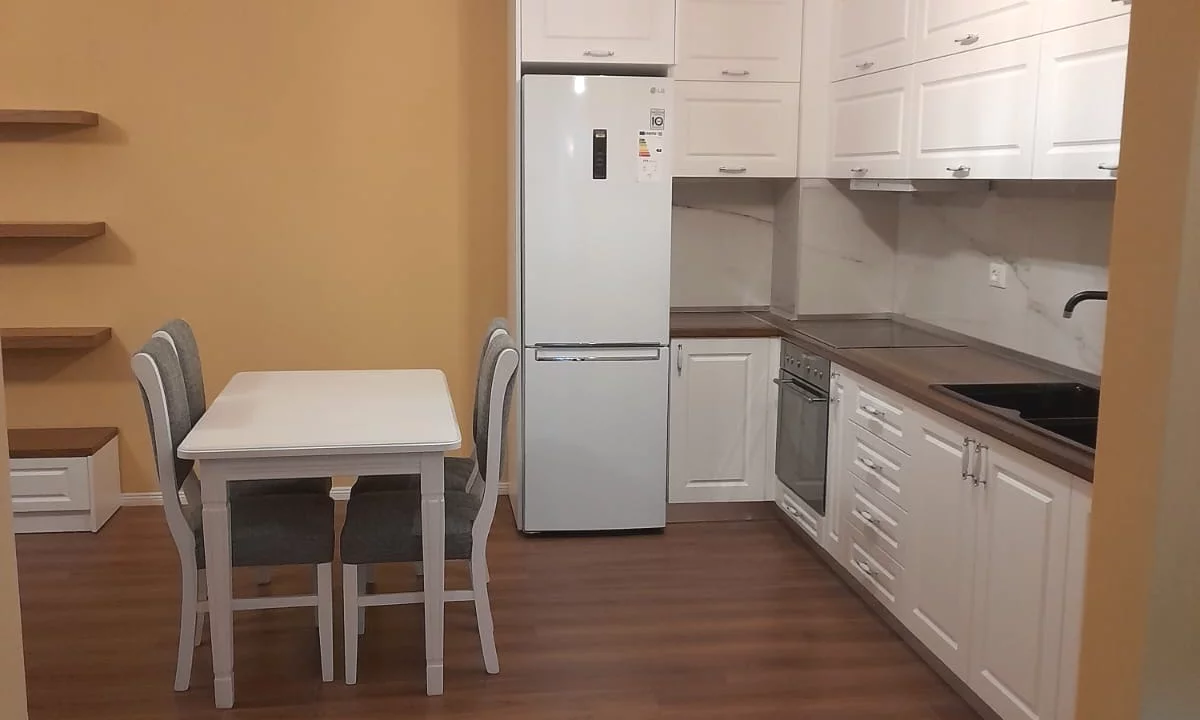 Appartamento in affitto a Tirana 1+1, Arredato