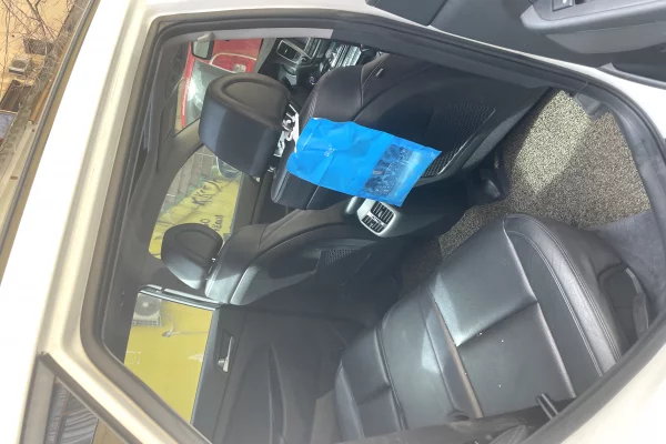 Makina ne shitje ne Tirane, Hyundai, 2016 Diesel,Kambio Automatik Pagesa 1,000,000  Leke.