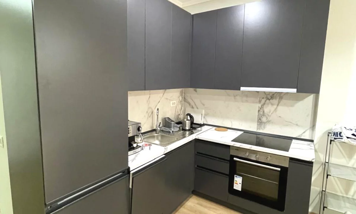 Shtepi me qera Apartament ne Tirane, 2+1, Mobilimi E mobiluar, Pagesa 50,000  Leke.