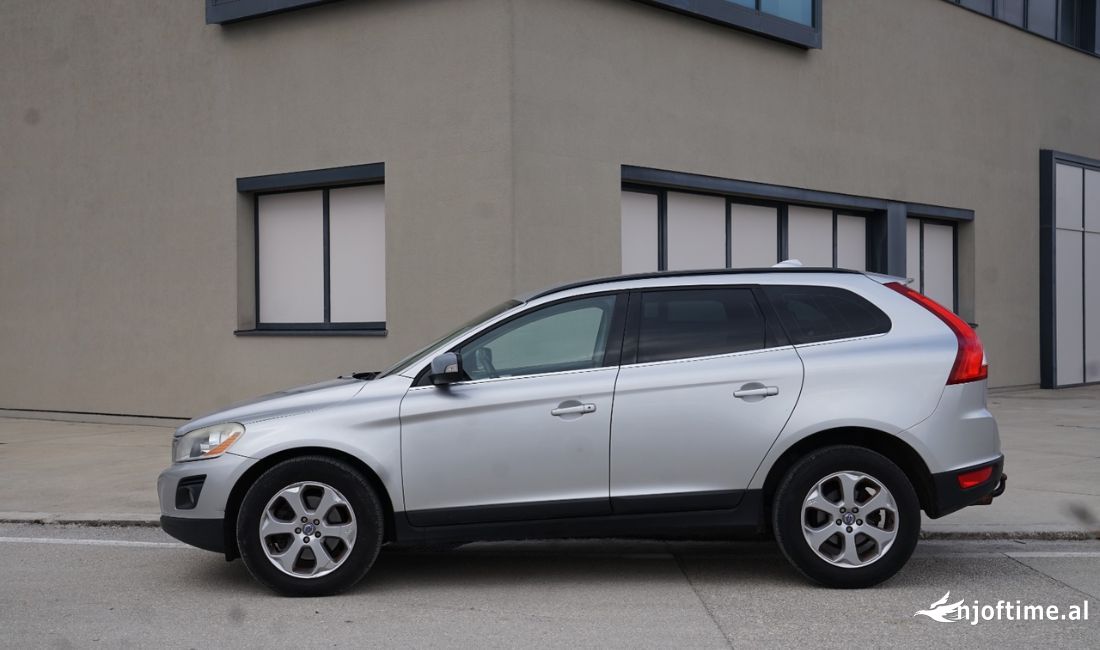 Makina me qera Volvo me cmim 50 euro dita 