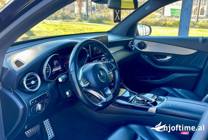 Auto in Vendita a Tirana, Mercedes-Benz, 2016 Diesel,Kambio Automatik Pagamento 25,000  Euro.