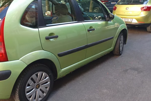 Makina ne shitje ne Tirane, Citroen, 2005 Diesel,Kambio Manual Pagesa 1,600  Euro.