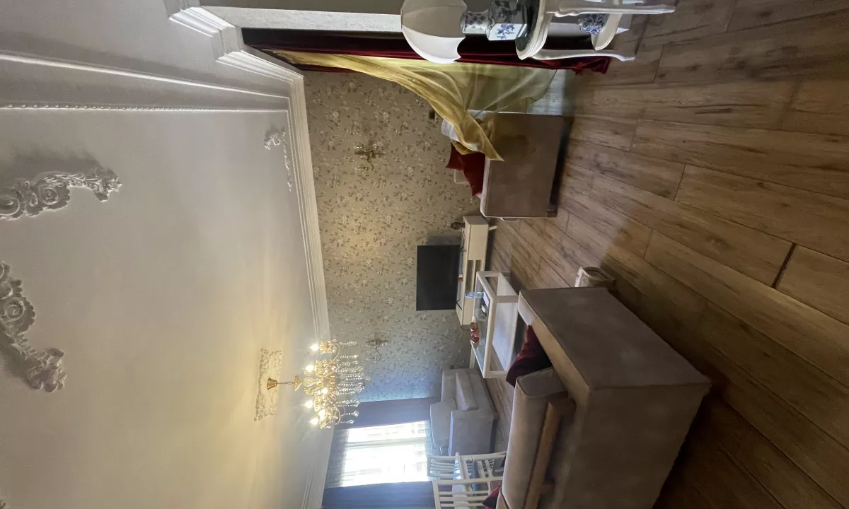 Shtepi ne shitje Apartament ne Tirane, 2+1, Mobilimi E mobiluar, Pagesa 385,000  Euro.
