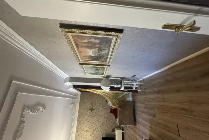 Shtepi ne shitje Apartament ne Tirane, 2+1, Mobilimi E mobiluar, Pagesa 385,000  Euro.