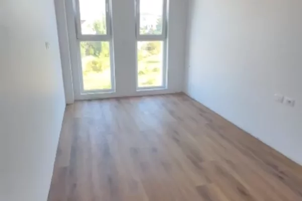 Shitet 3+1+2, Paskuqan. Rezidenca Diellon