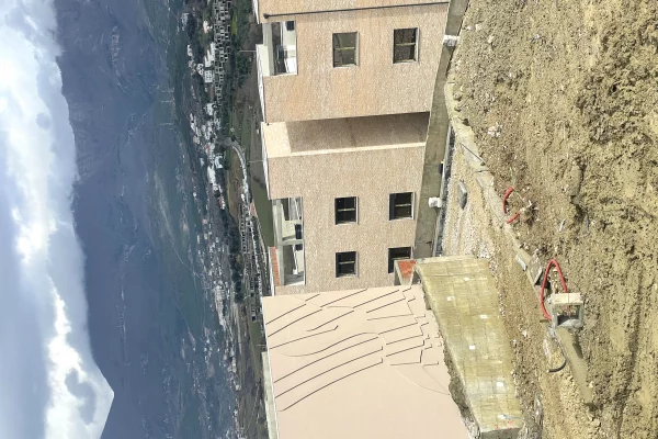 Duplex per Shitje/Liqeni i Farkes