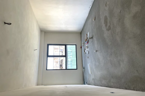 Shtepi ne shitje Apartament ne Tirane, 1+1, Mobilimi Bosh, pa mobiluar, Pagesa 59,700  Euro.