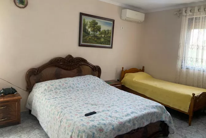 Casa privata/Indipendente in affitto a Tirana 1+1, Arredato