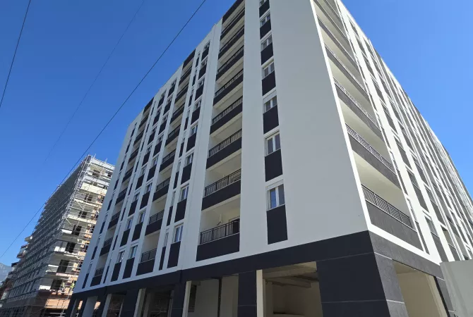 Shtepi ne shitje Apartament ne Tirane, 2+1, Mobilimi Bosh, pa mobiluar, Pagesa 163,000  Euro.