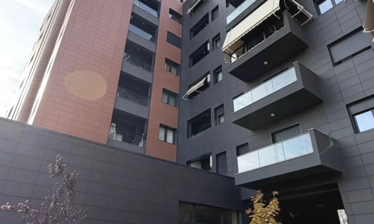 Appartamento in vendita a Tirana 2+1, Vuoto