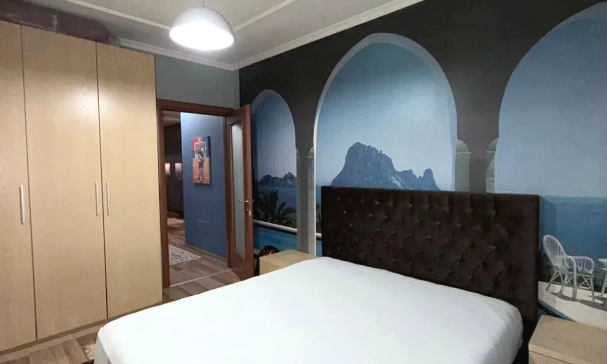 Appartamento in affitto a Tirana 2+1, Arredato