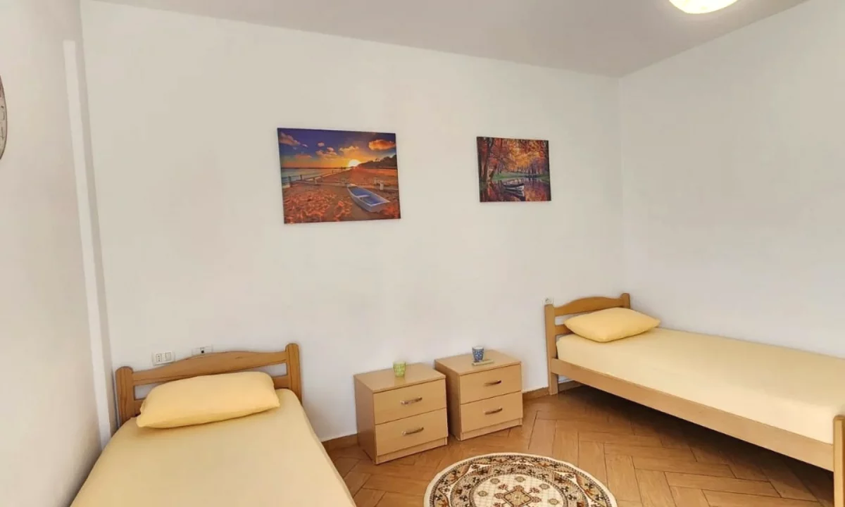 Appartamento in affitto a Tirana 2+1, Arredato