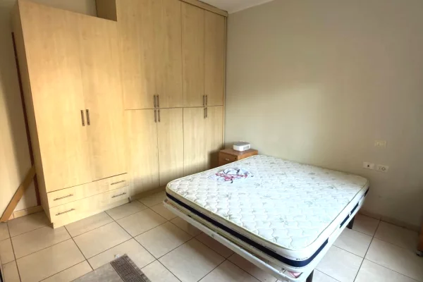 Shtepi me qera 1+1 ne Tirane - 35,000 Leke