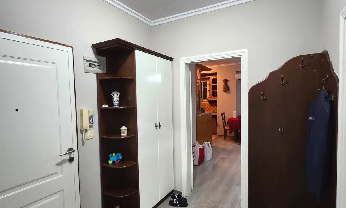 Shtepi me qera Apartament ne Tirane, 2+1, Mobilimi E mobiluar, Pagesa 60,000  Leke.