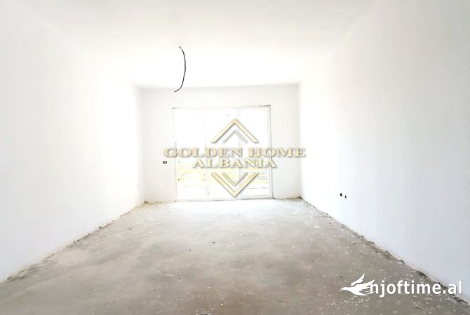 Appartamento in vendita a Tirana 1+1, Vuoto